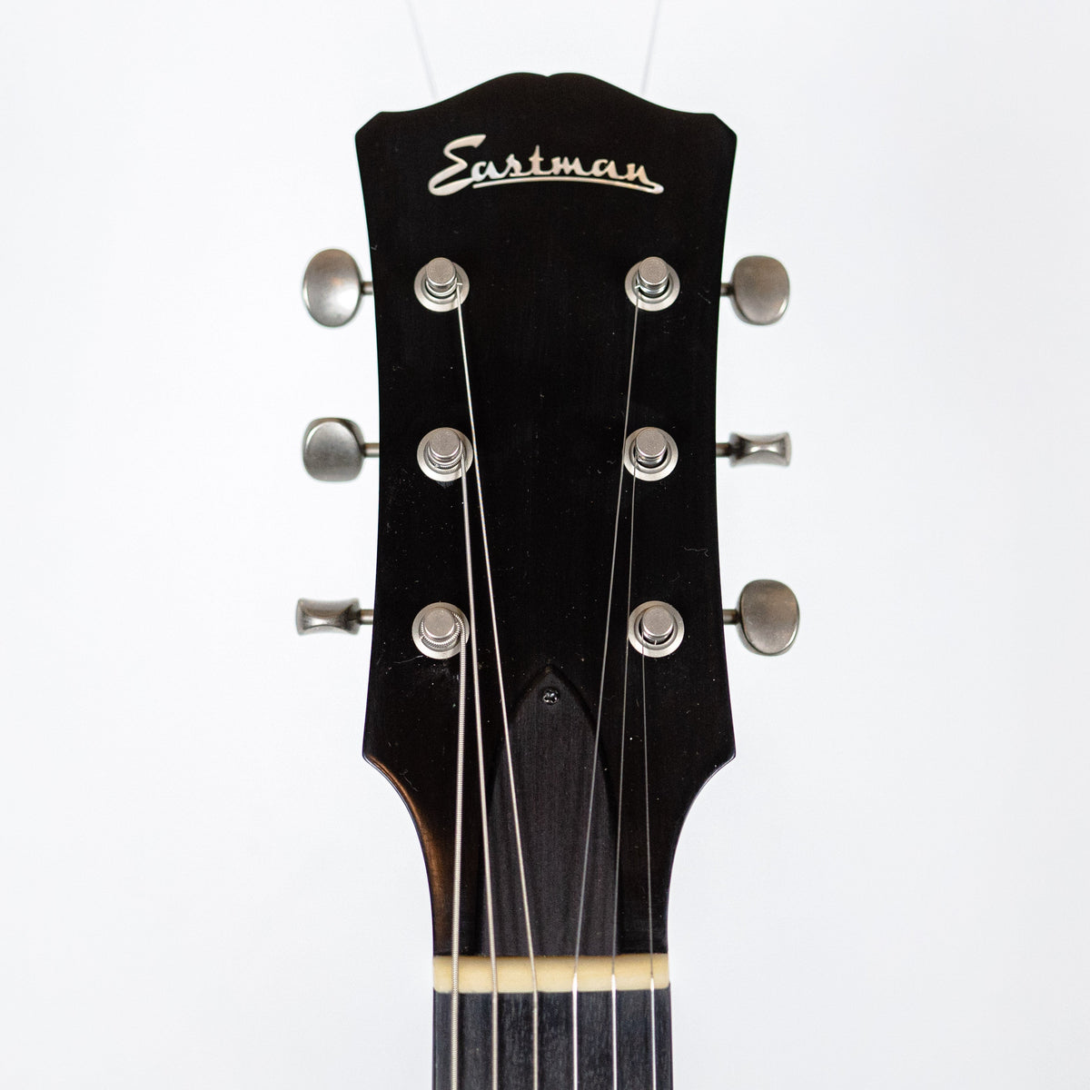 Eastman SB55/v Vintage burst