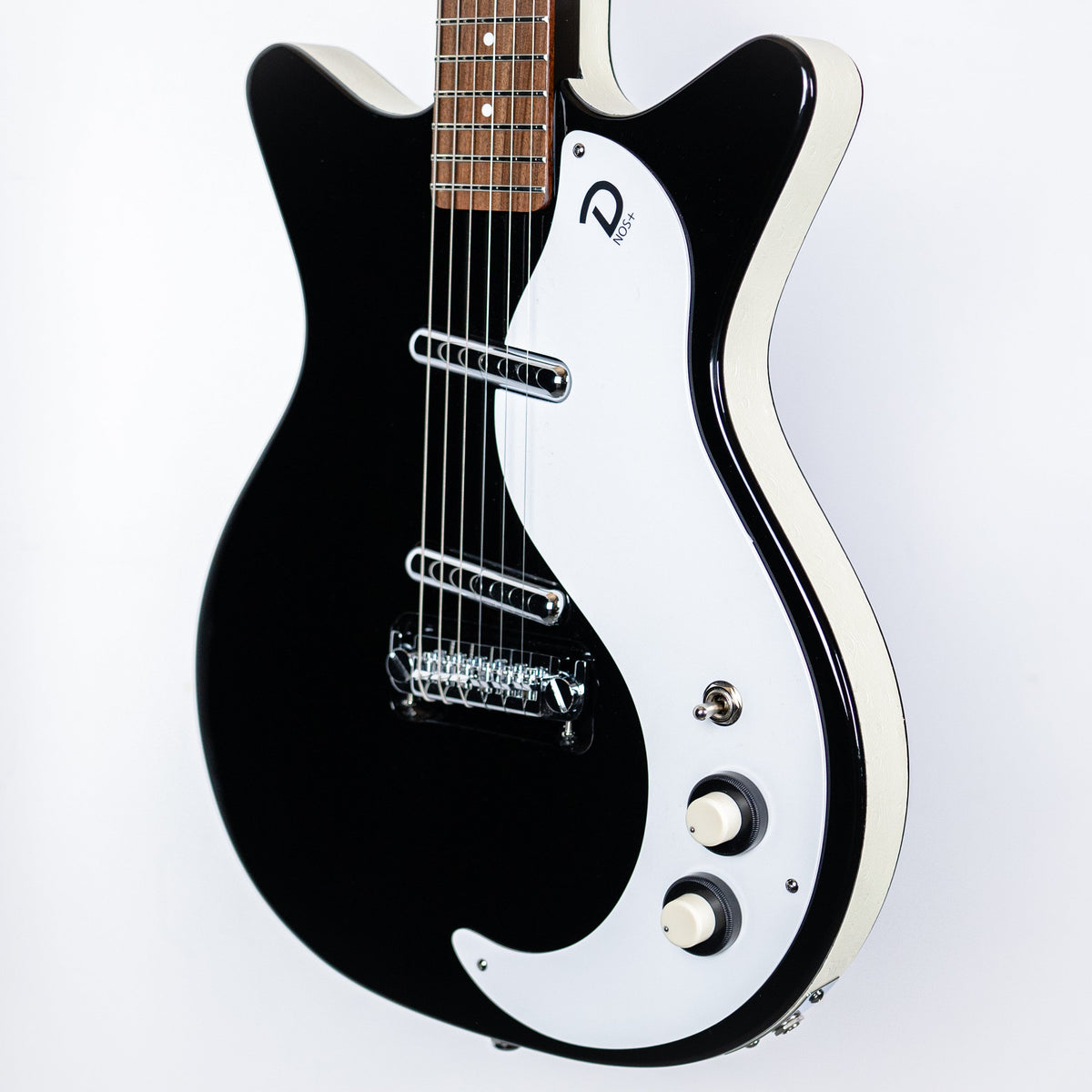 Danelectro 59M- NOS+ Double Cutaway Black