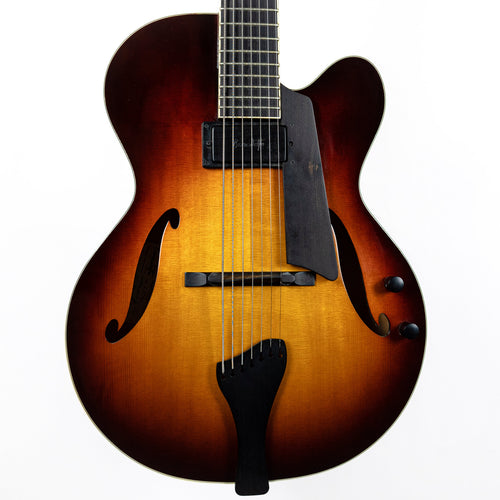 Benedetto Bravo 7-String "Bucky Pizzarelli" Archtop Sunburst